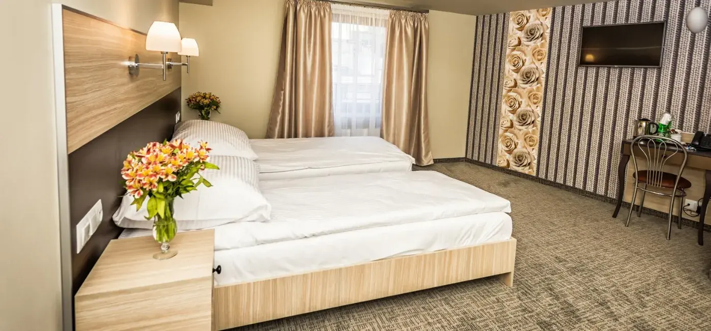 Bedroom view of The Aneks Kazimierz Hotel